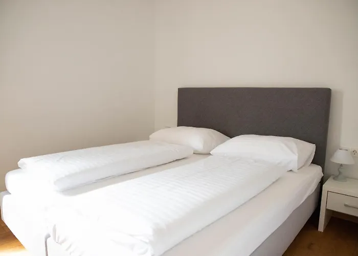 Freiraum * سخلادميخ