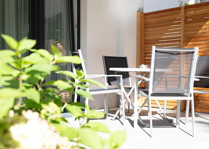 Freiraum سخلادميخ